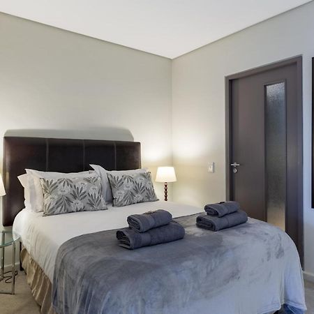Апартаменты Sleepsweet Harbouredge Кейптаун Экстерьер фото